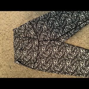 Wunder Under Lululemon 31” leggings